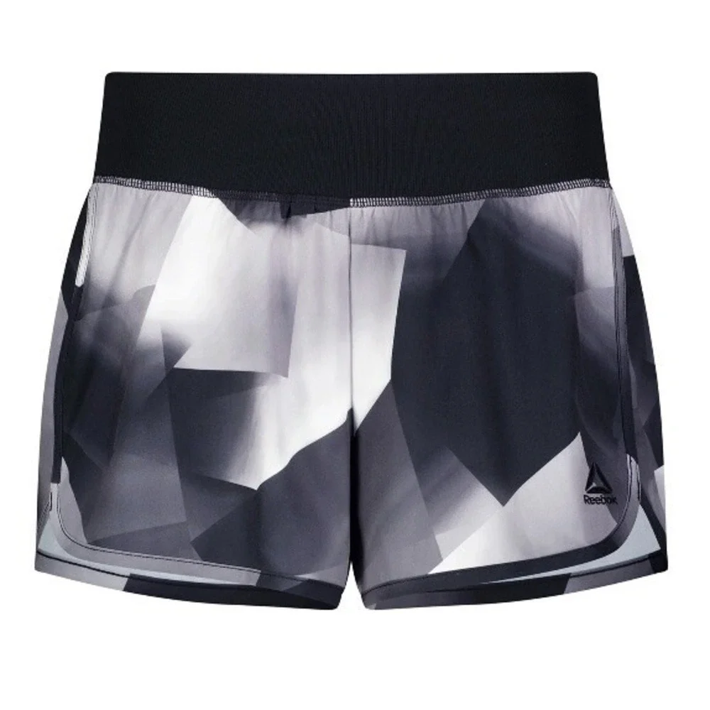Reebok Womens Evolution Short with Back Pocket XXXL New with Tags Black Slim
